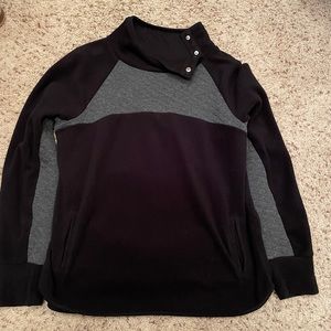 St Johns bay fleece top with pockets